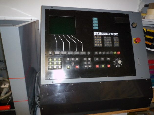 CNC Vertical Machining Center EMCO VMC 100 1992-Photo 3