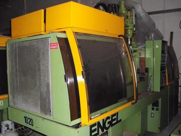 Máquina de moldeo por inyección de plásticos ENGEL ES 200H80V40AL2F 1995