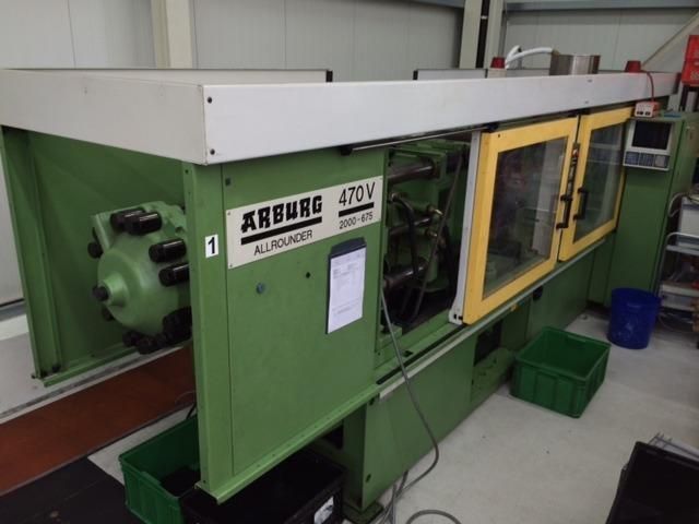 Máquina de moldeo por inyección de plásticos ARBURG 470 V 2000-675 1991