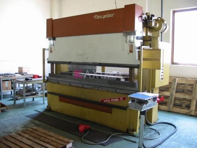 Hydraulische Abkantpresse CNC BEYELER RT 125 1983