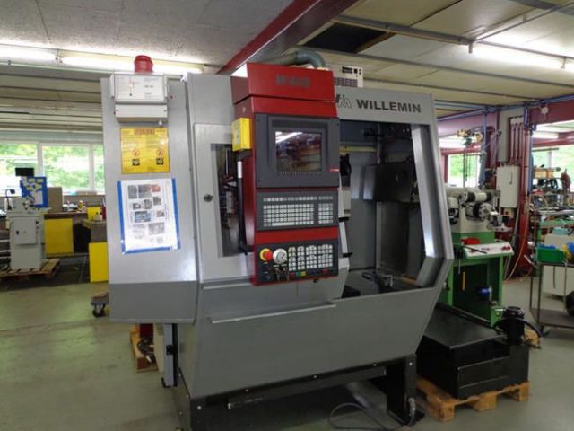 Centro de mecanizado vertical CNC WILLEMIN MACODEL W-408 2003