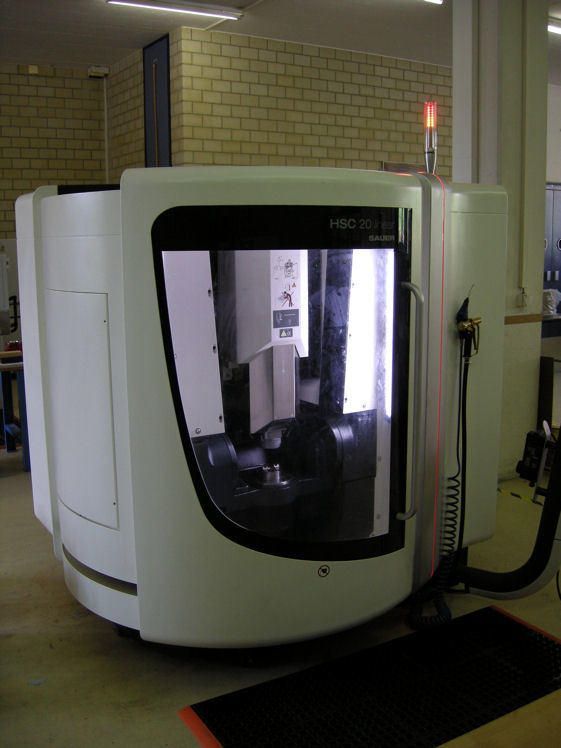 CNC Vertical Machining Center MAHO HSC 20 2009