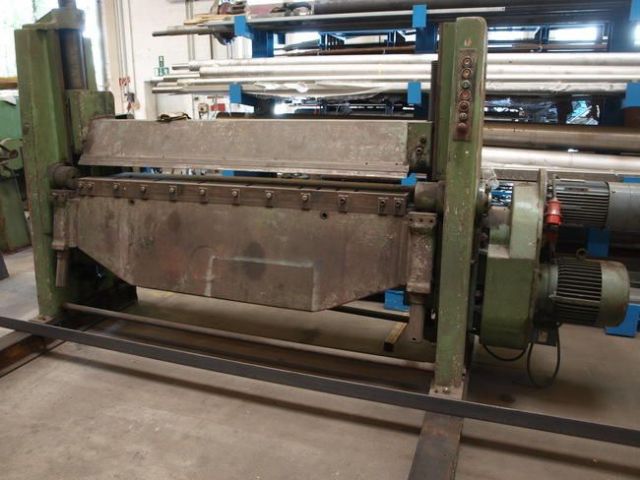 Folding Machines for sheet metal HERA USM IV 1974