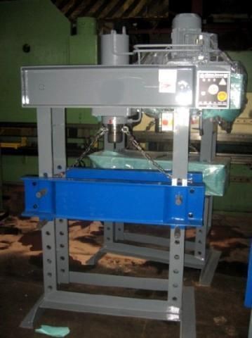 Prensa hidráulica tipo H HIDROLIKSAN MODEL 60 1992