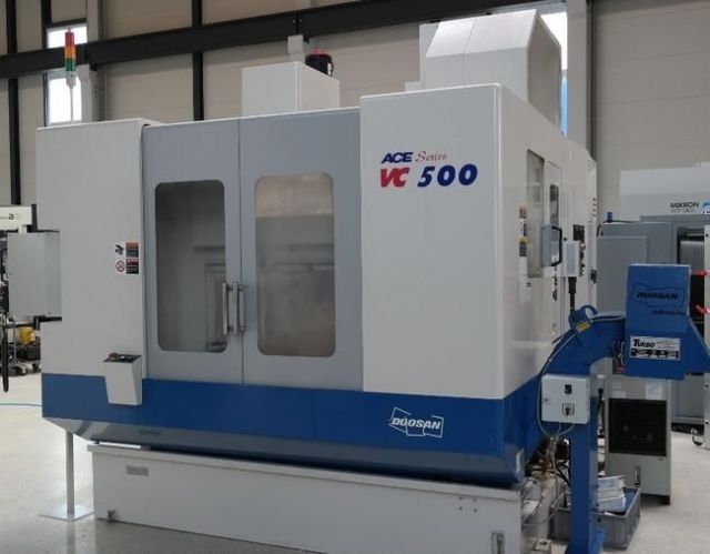CNC függőleges megmunkáló központ DOOSAN ACE VC 500 2007