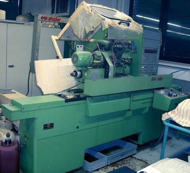 Rectifieuse cylindrique extérieure STUDER S 30 1981