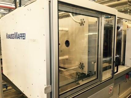 Plast injeksjon molding machine KRAUSS MAFFEI KM 200-1400 C 2 2000
