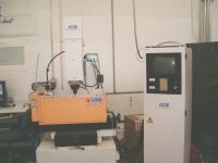 Senkerodiermaschine AGIE MONDO II