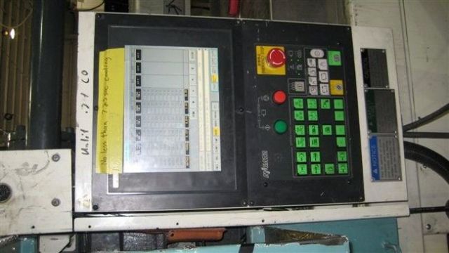 Plastics Injection Molding Machine NIIGATA ELECTRIC MD 200 SIV 2004