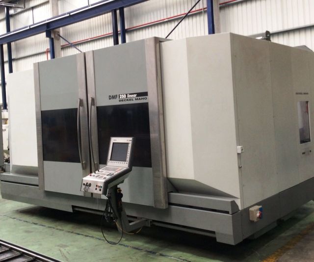 CNC Vertical Machining Center DECKEL MAHO dmf 250 Linear 2005