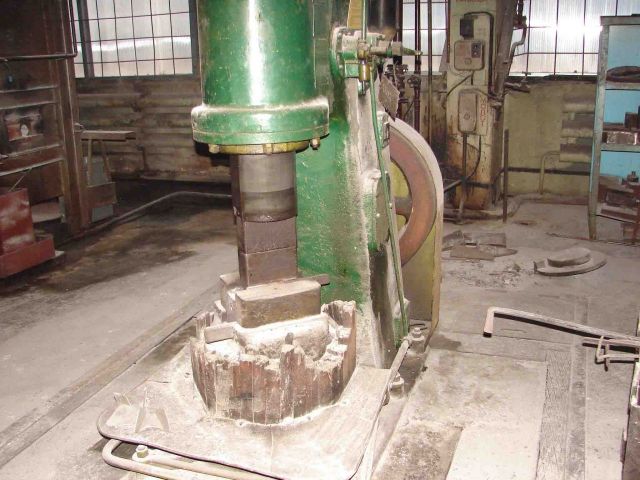 Enda bildruta smide hammare Stanko MB 412 1980