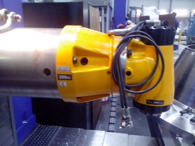 Horisontell tråkig maskin TOS HPR50 2012