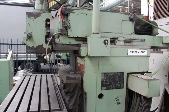 Fresatrice verticale TOS FGSV 50 1983
