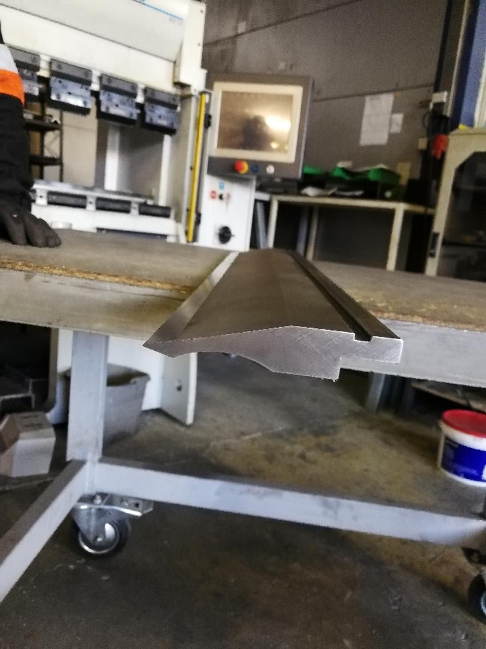 CNC Hydraulic Press Brake LVD DYNA 40/15