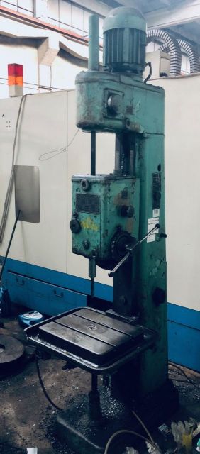 Taladro de columna prismatica CHOFUM WKA 25 1961