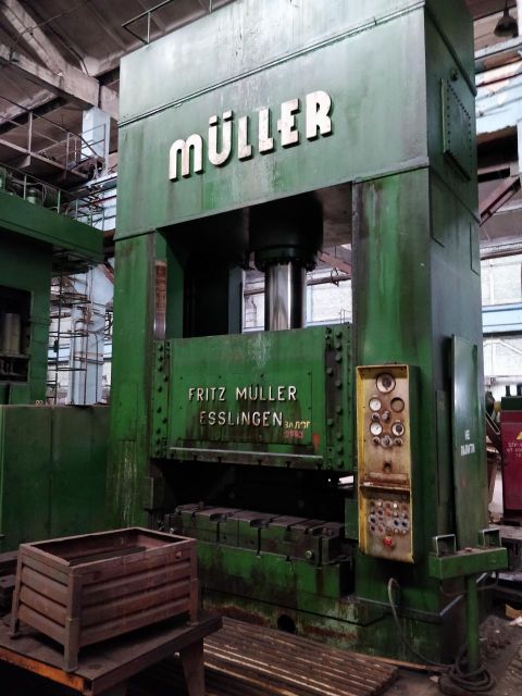 H ramme hydraulisk trykk FRITZ MULLER ZE600 1988