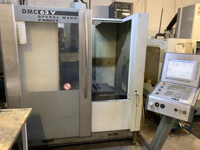 Centro de mecanizado vertical CNC DMC DECKEL MAHO 63 V 2004