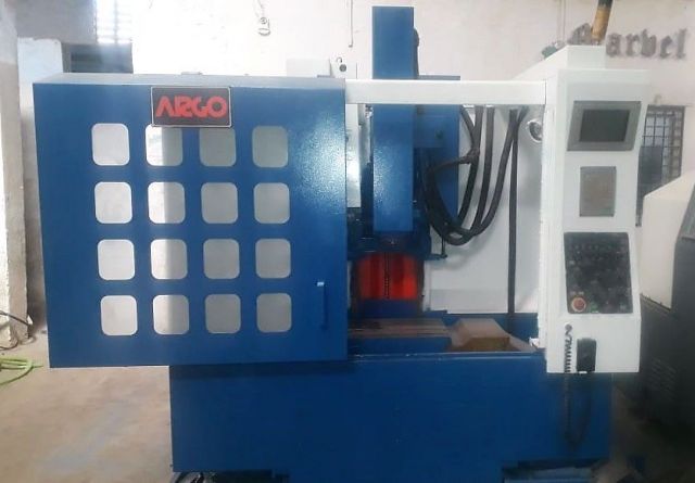 Vertikal CNC Fräszentrum 0785 ARGO TAIWAN A-5 2001