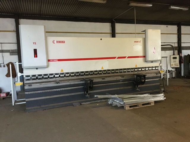 Pressa piegatrice idraulica di CNC Dener SMART XL 6000/220t 2015