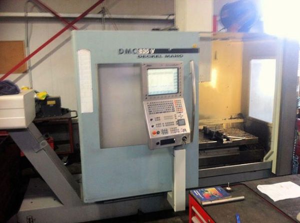 Centro de mecanizado vertical CNC DMG DMC 835 V 2006