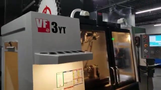Vertikálne obrábacie centrum CNC HAAS VF-3YT/50 2011