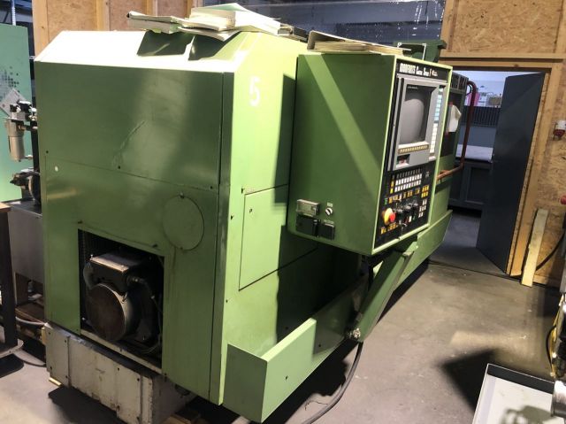 Torno CNC MONFORTS RNC 4 1990