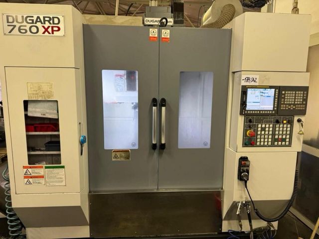 CNC Vertical Machining Center DUGARD 760 XP 2016