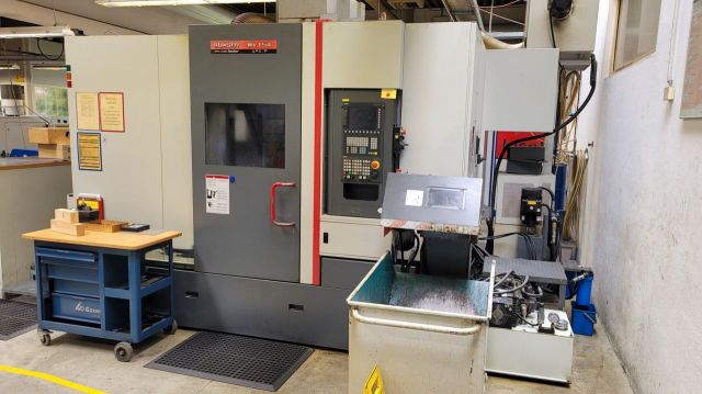 CNC Milling Machine QUASER MV154 2011