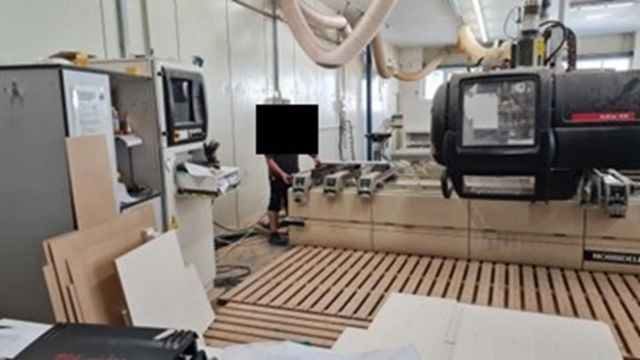 CNC verticaal bewerkingscentrum MORBIDELLI AUTHOR 632 Super 2004