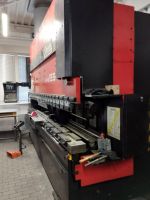 Prasa krawędziowa hydrauliczna CNC AMADA HFBO 125-40 1998-Zdjęcie 3
