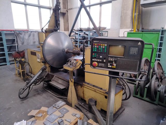 Tokarka uniwersalna Leifeld PNC 750 1989