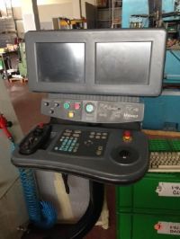 Centro de mecanizado vertical CNC HURCO VMX 24 2001-Foto 2