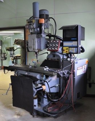Fresadora CNC DOALL FV-2CN-CNC-880 1988