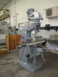 Verticale freesmachine BRIDGEPORT 2 J