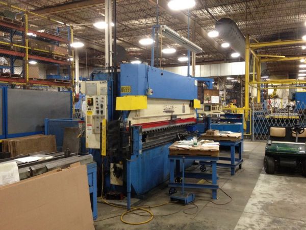 CNC Hydraulic Press Brake LVD 110-BH-13N-NNC 1984
